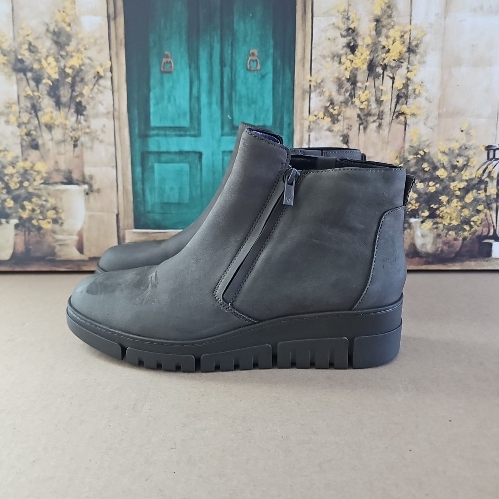 Vionic Uptown Sur Boots Women's 11‎ Dark Olive Nubuck Wedge Ankle Bootie
